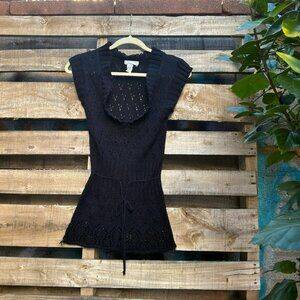 Black Open-Knit V-Neck Sleeveless Tunic Top